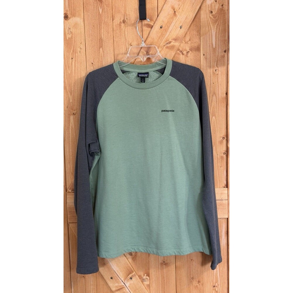 Patagonia P-6 Logo Long Sleeve Shirt Green Gray Crew Neck Men's Large
